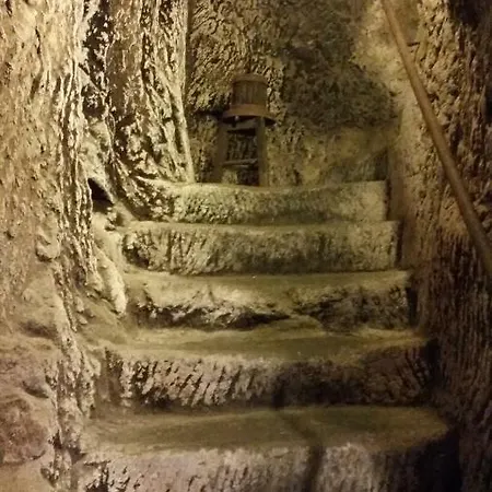 Via Aldobrandeschi 14